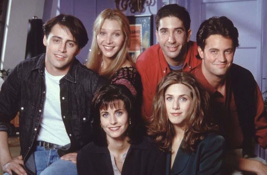 The Best Friends and Family Sitcoms of All Time